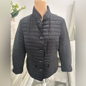 Stylish Women's Black Puffer Jacket